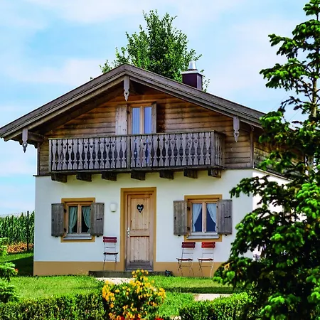 Im Landhausstil Im Vital Camp Semesterbostad